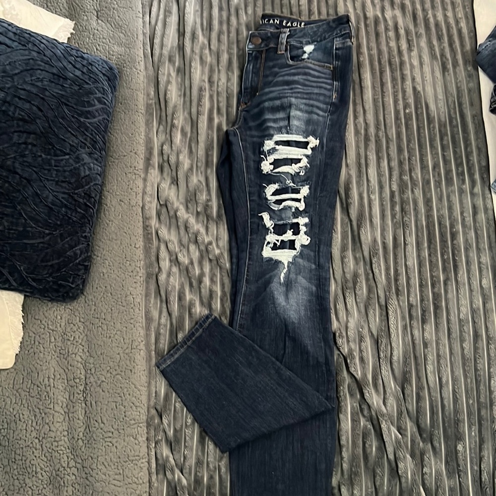 American eagle distressed jeans!